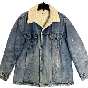 Vintage Levi's Sherpa Lined Denim Jacket Men 44 Blue Trucker Distressed Snap